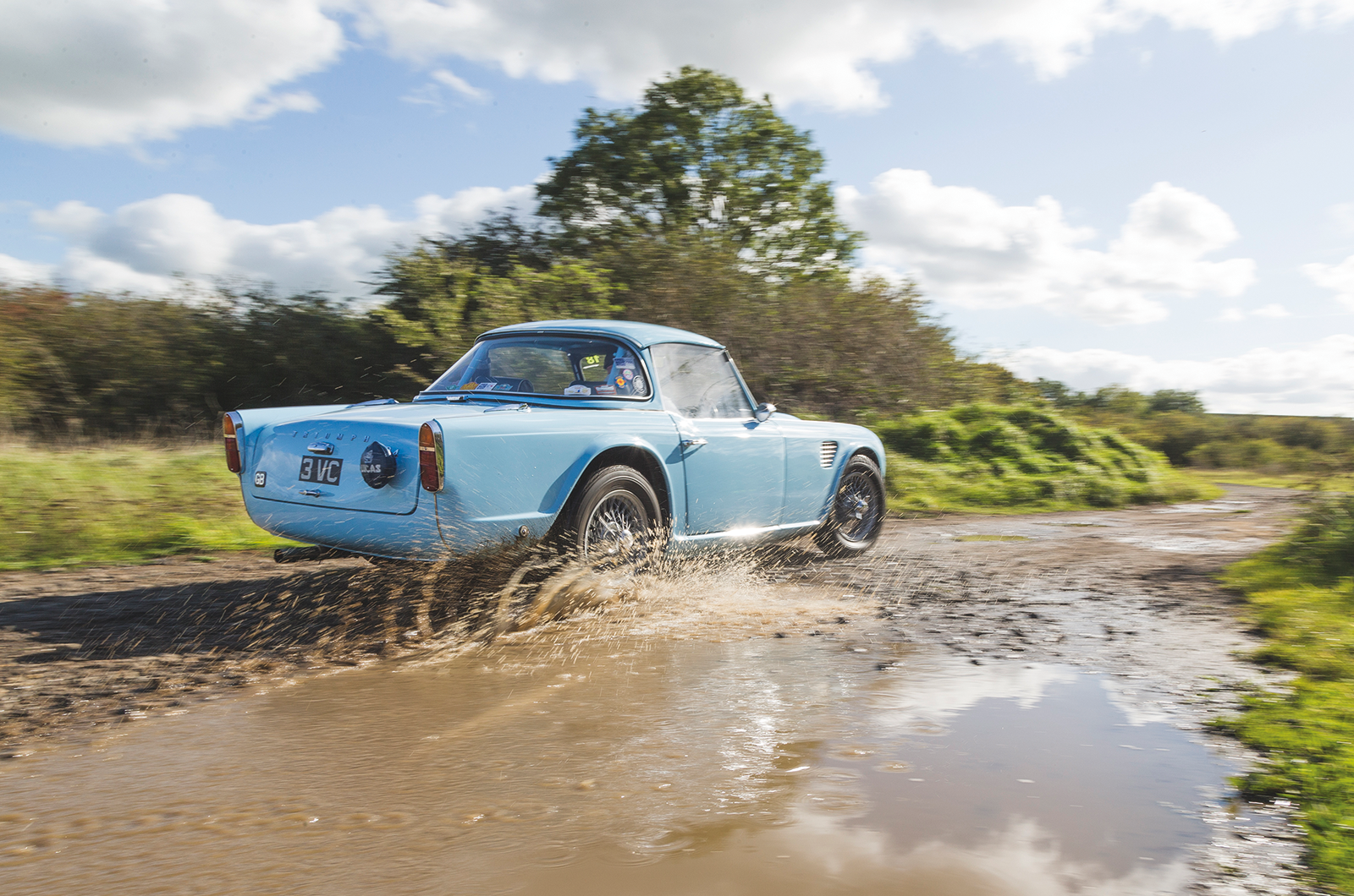 Classic & Sports Car – TR4: Triumph’s rally underdog