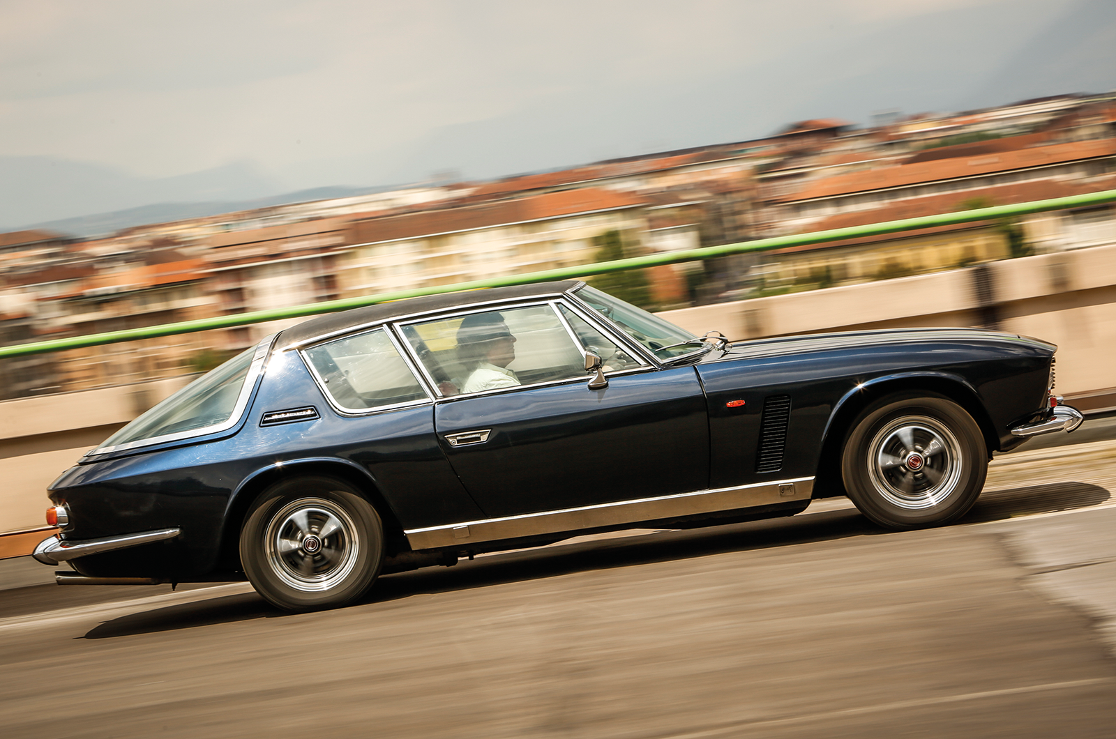 Classic & Sports Car – Buyer’s guide: Aston Martin V8/Vantage