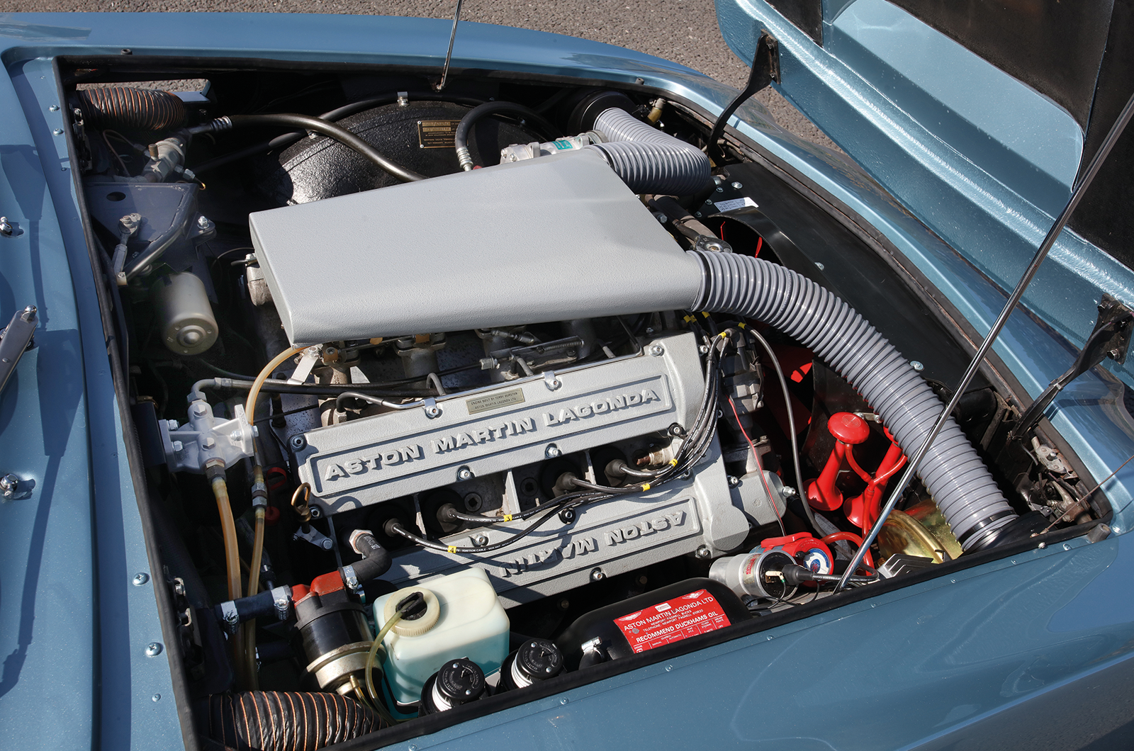 Classic & Sports Car – Buyer’s guide: Aston Martin V8/Vantage