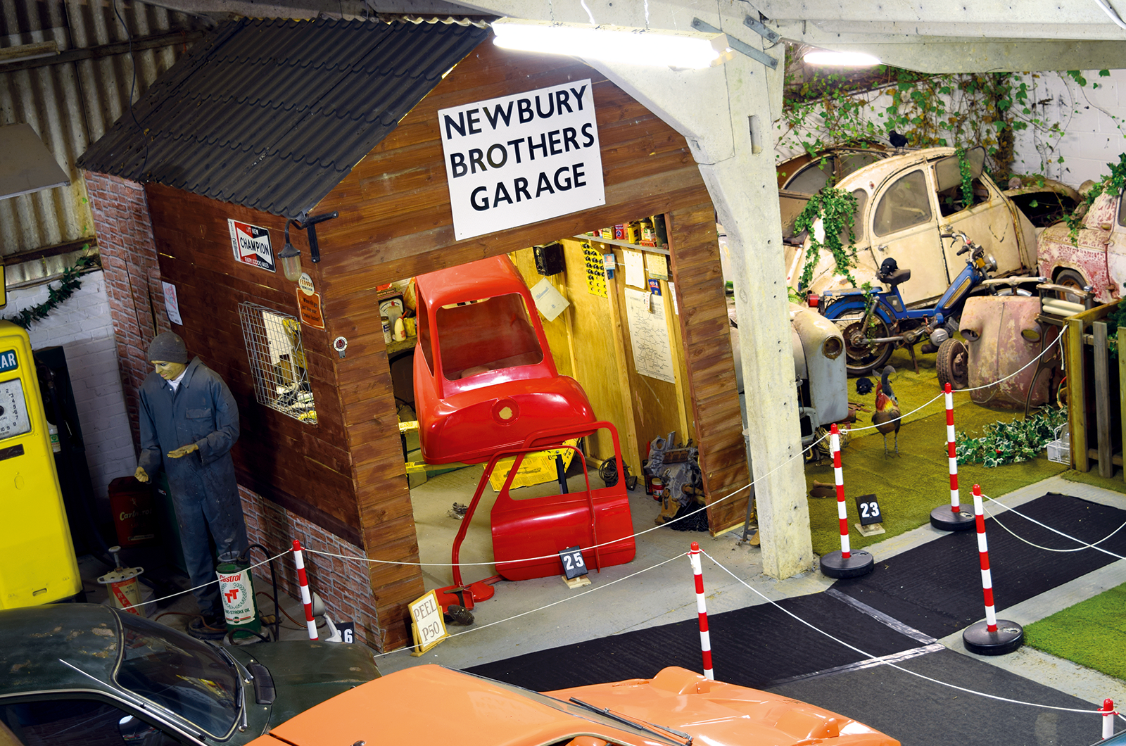 Classic & Sports Car – Classic shrine: The National Bubble and Microcar Museum