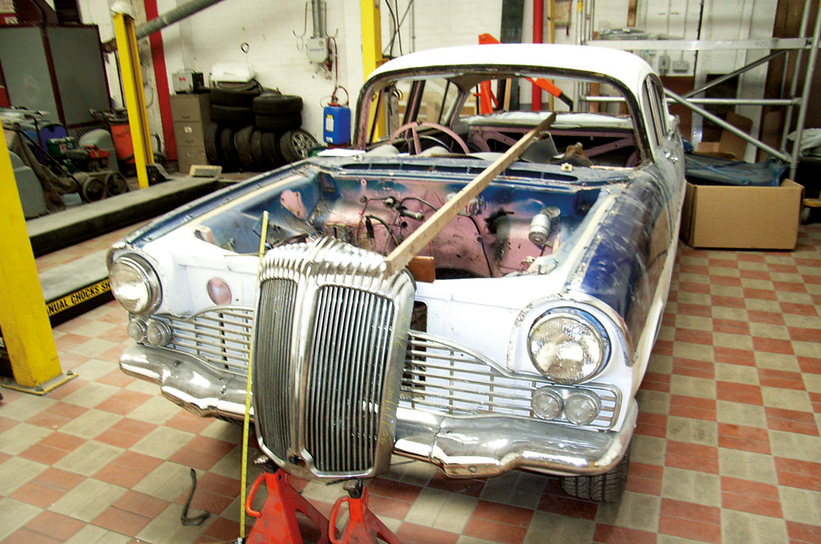 Classic & Sports Car – Your classic: Daimler DN-250