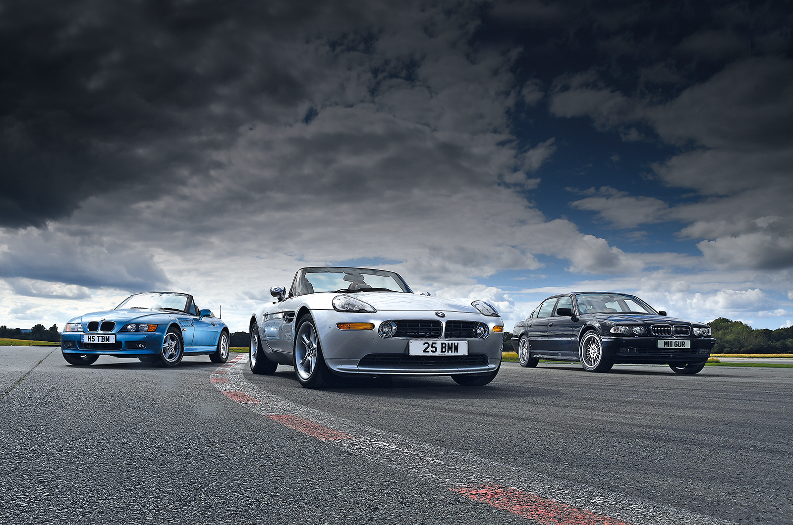 Classic & Sports Car – Bond’s BMWs: Z3, Z8 and 750iL on track