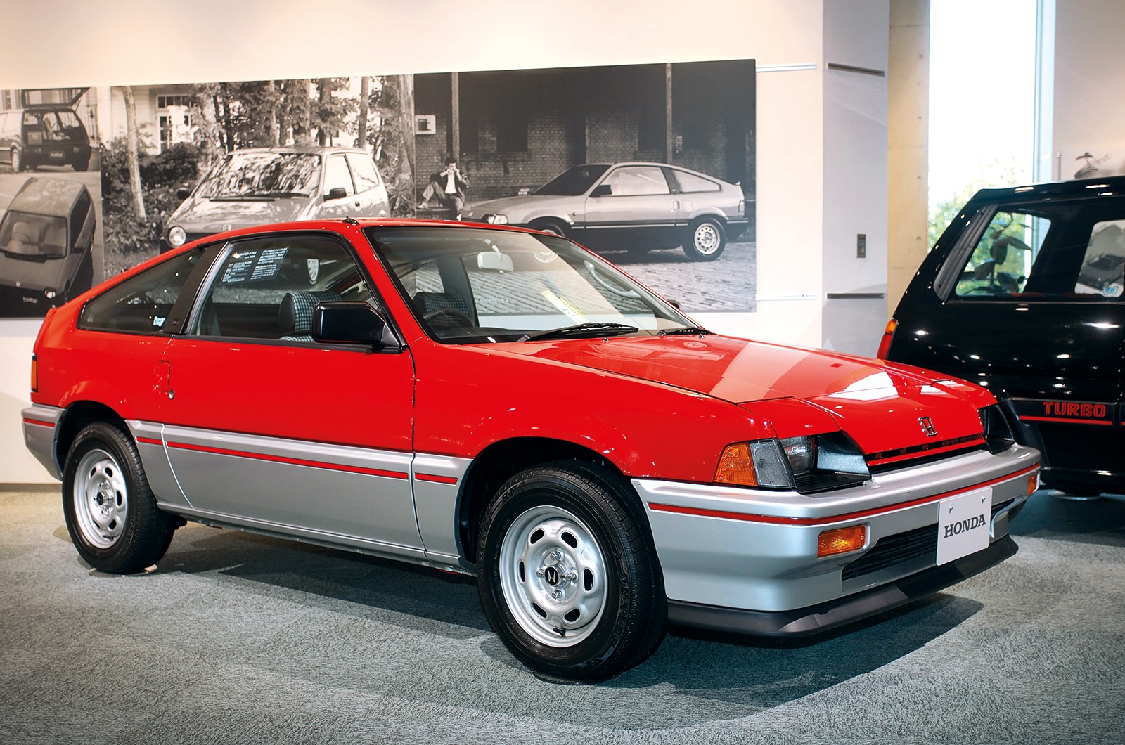 Classic & Sports Car – Classic shrine: Honda Collection Hall