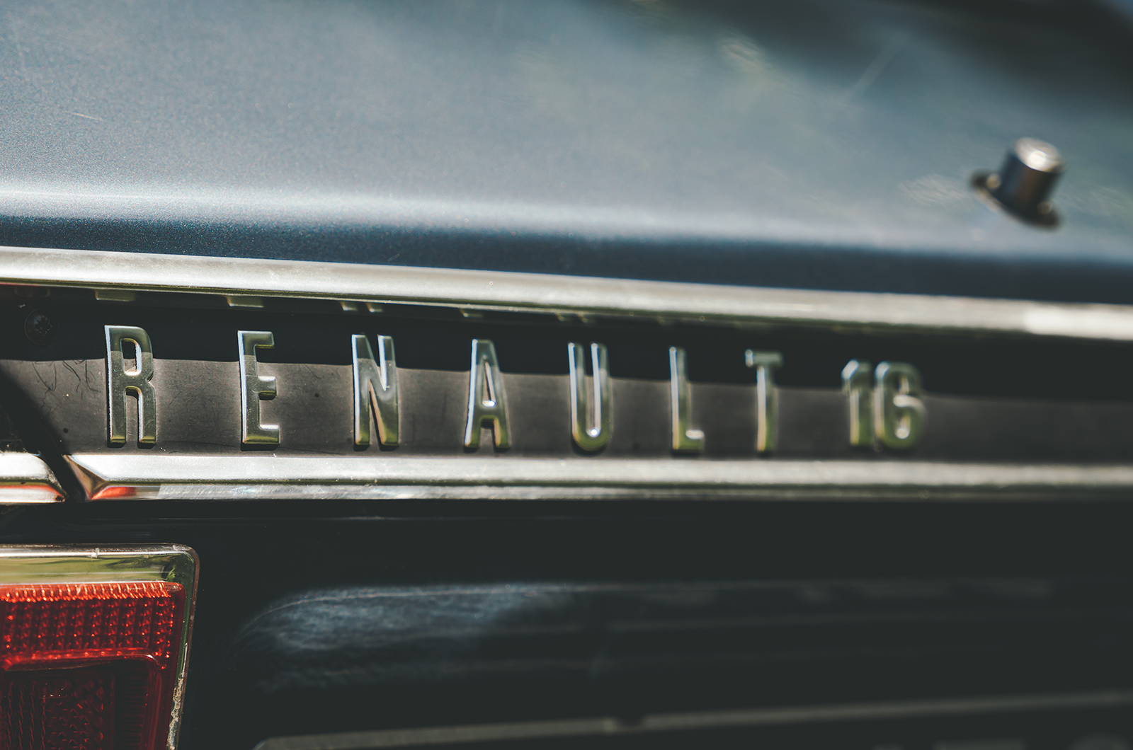 Classic & Sports Car – Cross-channel clash: Renault 16 vs Austin Maxi