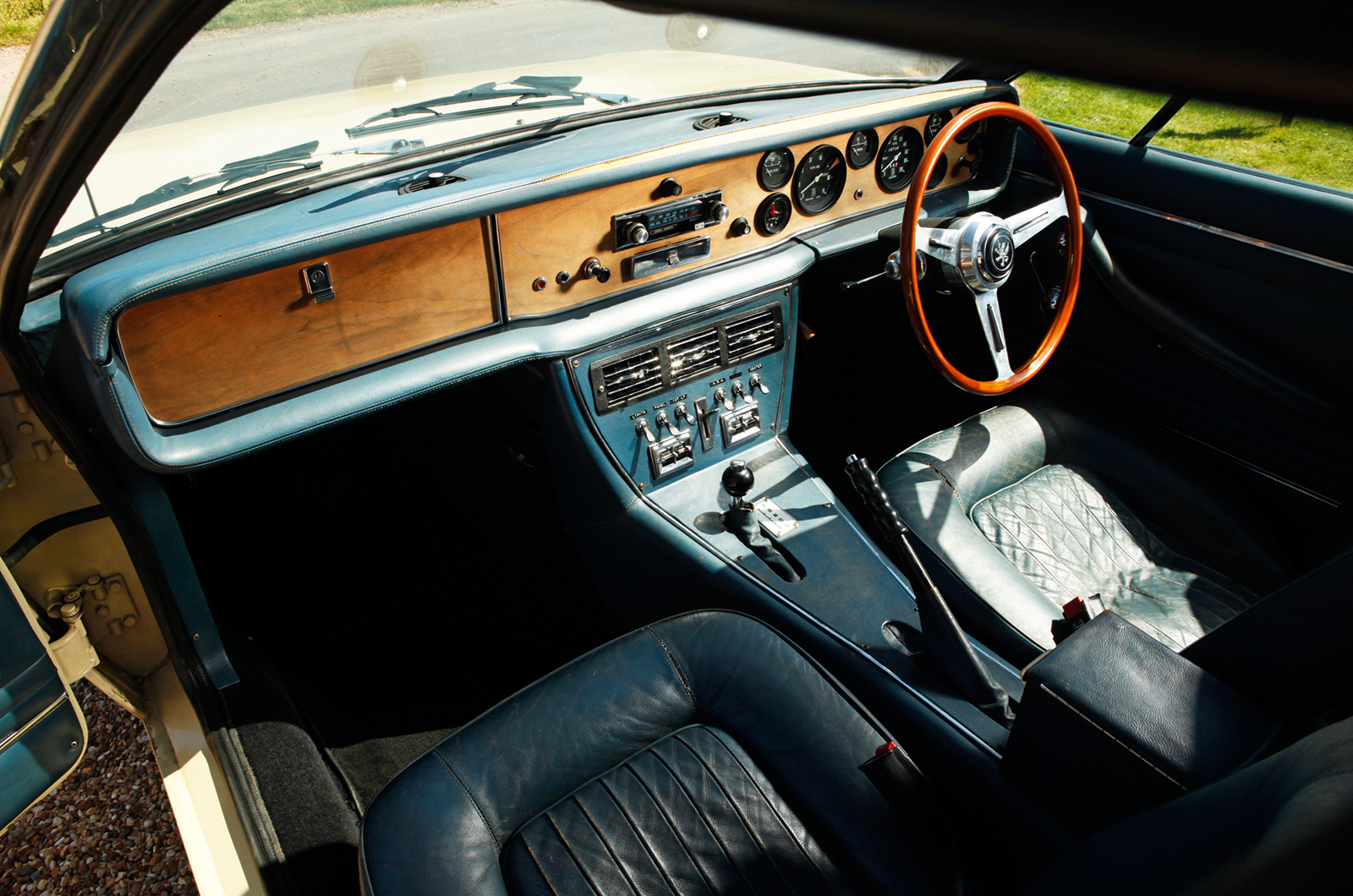 Classic & Sports Car – Iso’s awesome V8 family: Grifo, Rivolta, Lele and Fidia