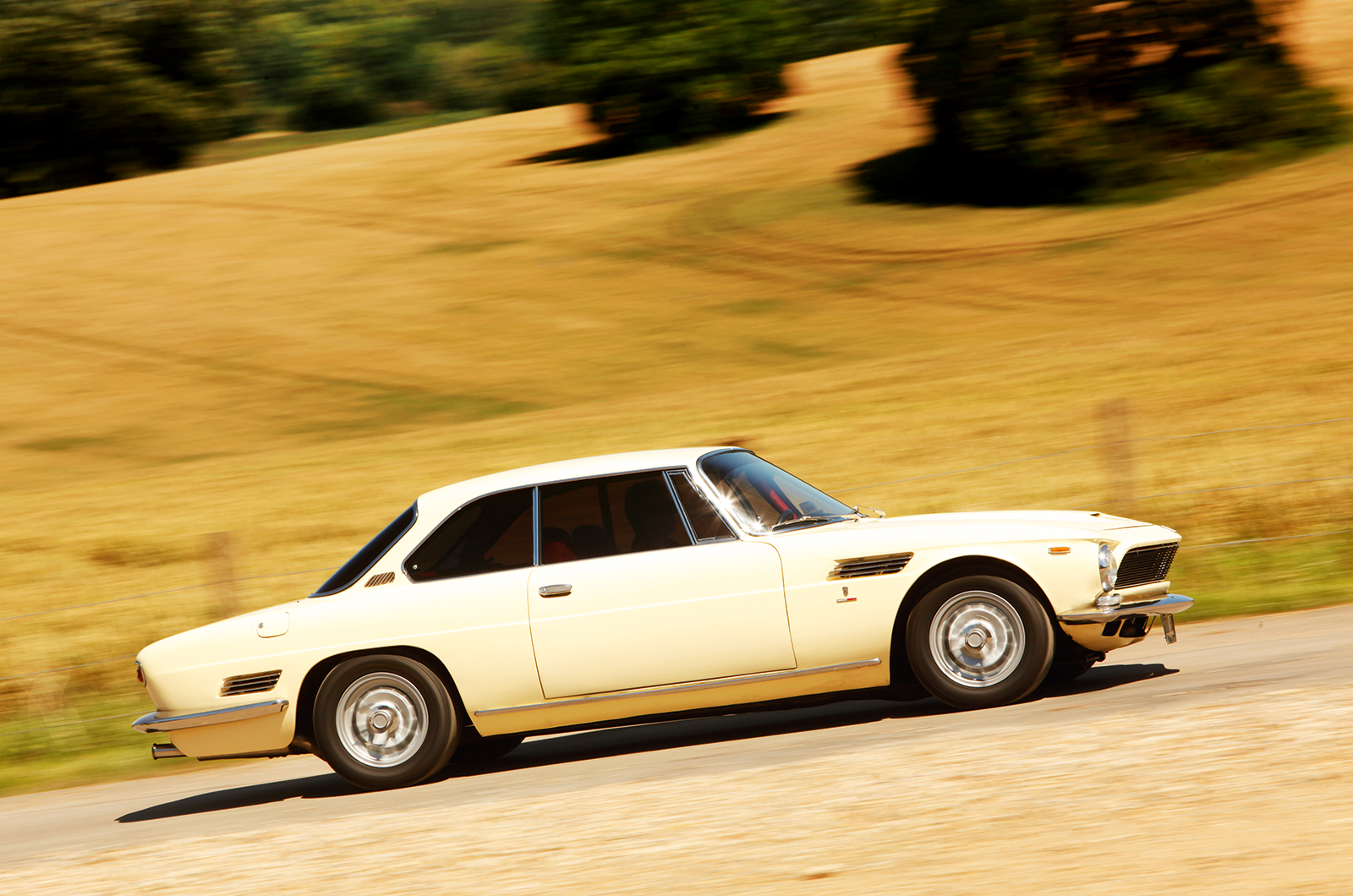 Classic & Sports Car – Iso’s awesome V8 family: Grifo, Rivolta, Lele and Fidia