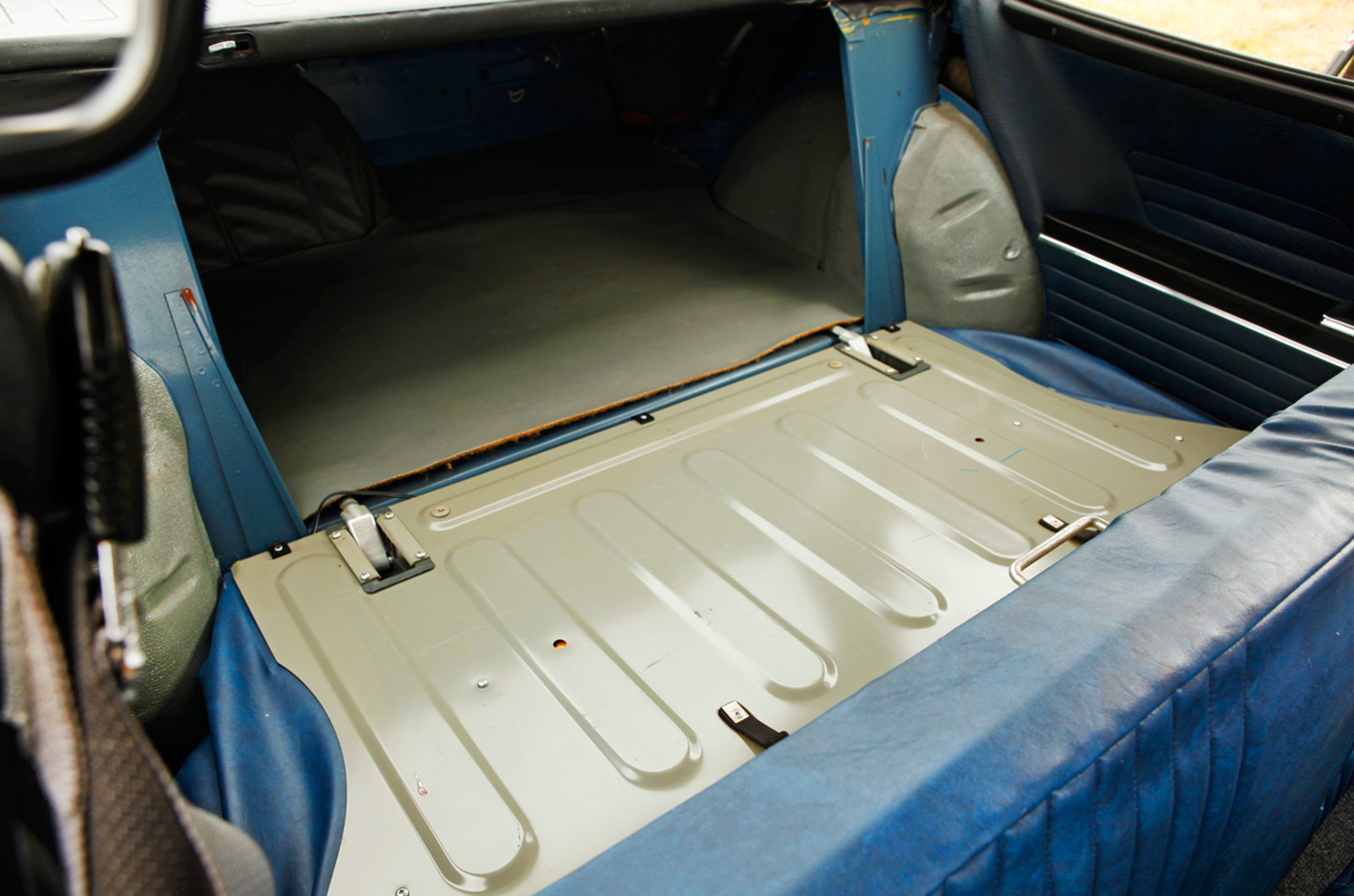 Classic & Sports Car – Saab 99: when brains beat brawn