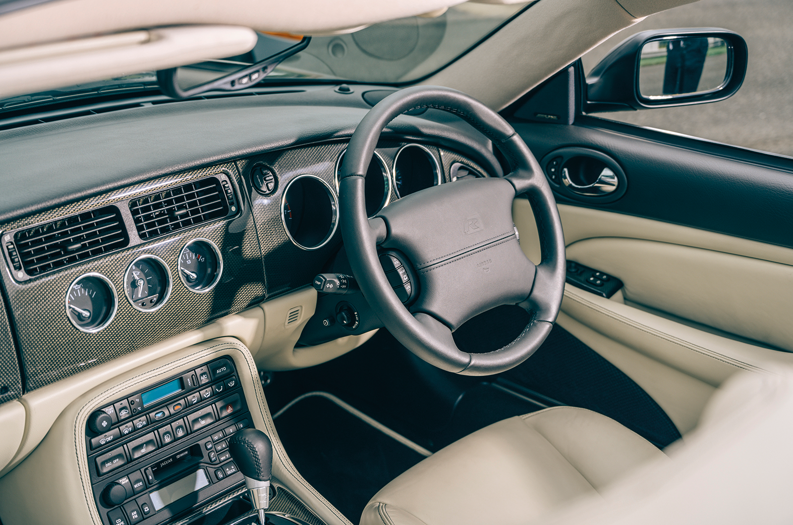 Classic & Sports Car – Big cat rescue: the Jaguar X100 at 25