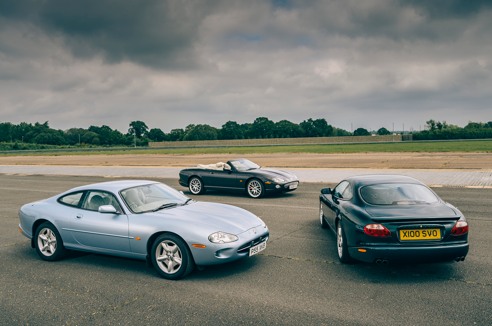 Classic & Sports Car – Big cat rescue: the Jaguar X100 at 25