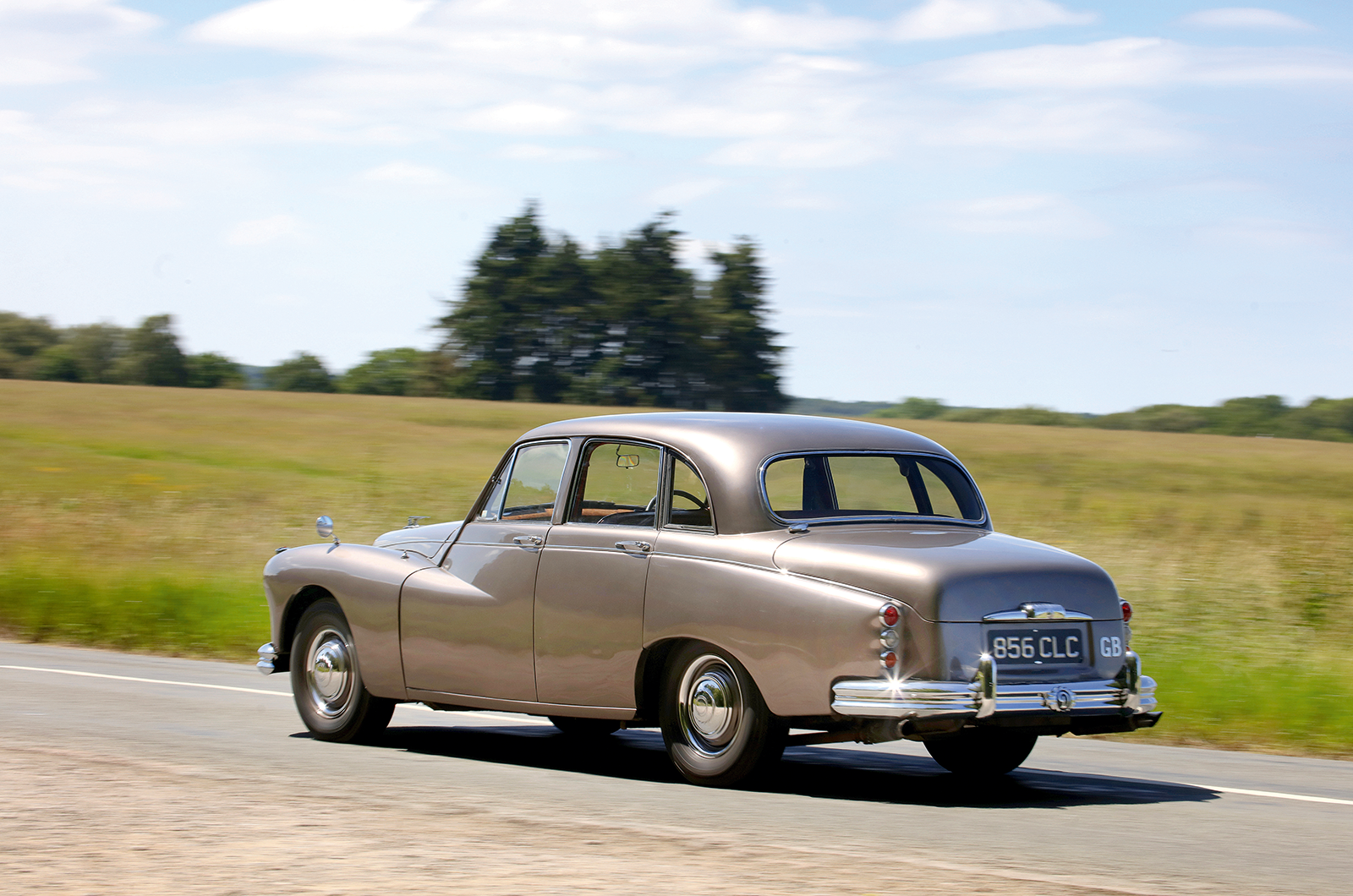 Classic & Sports Car – Buyer’s guide: Daimler Majestic