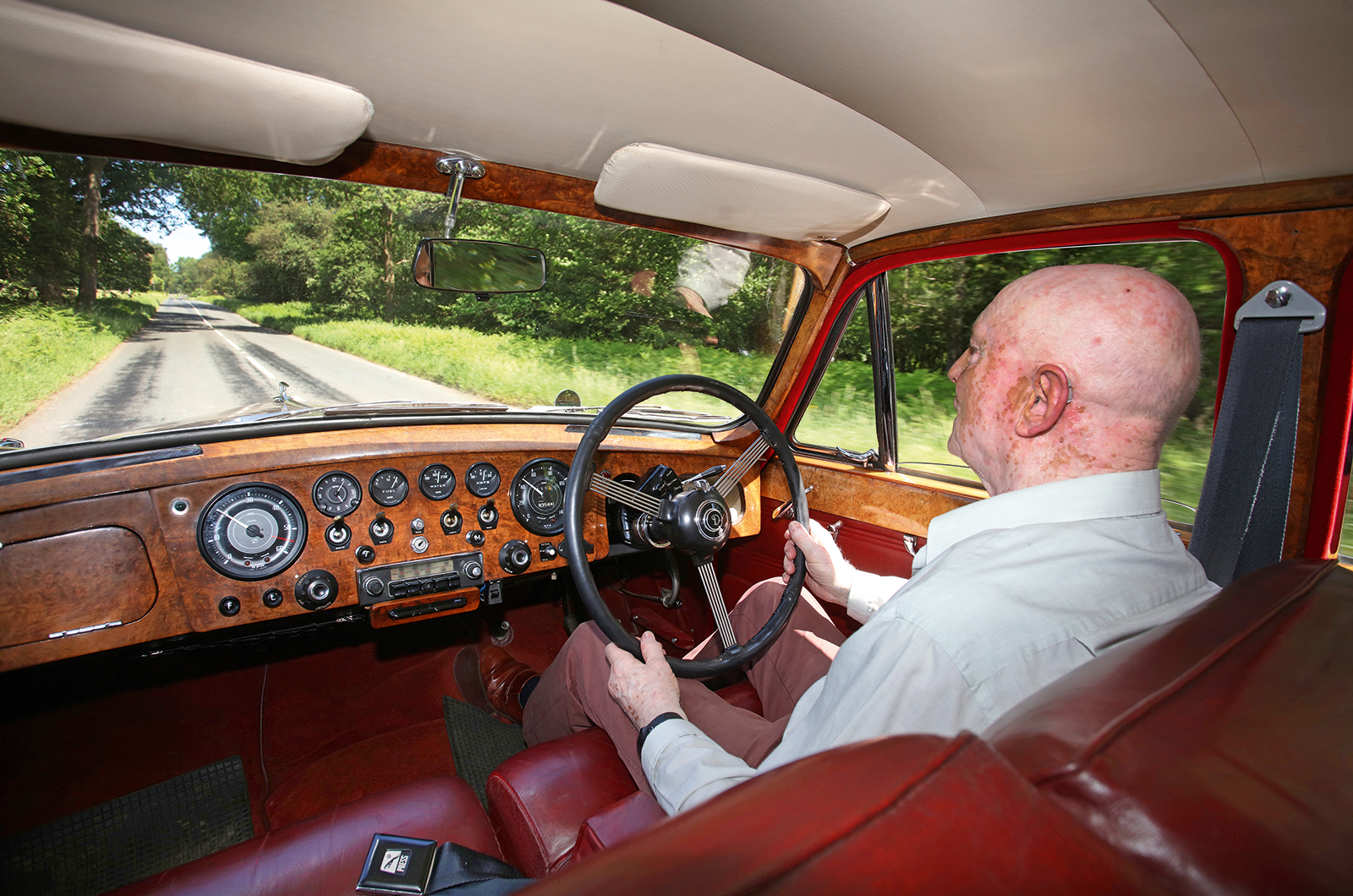 Classic & Sports Car – Buyer’s guide: Daimler Majestic