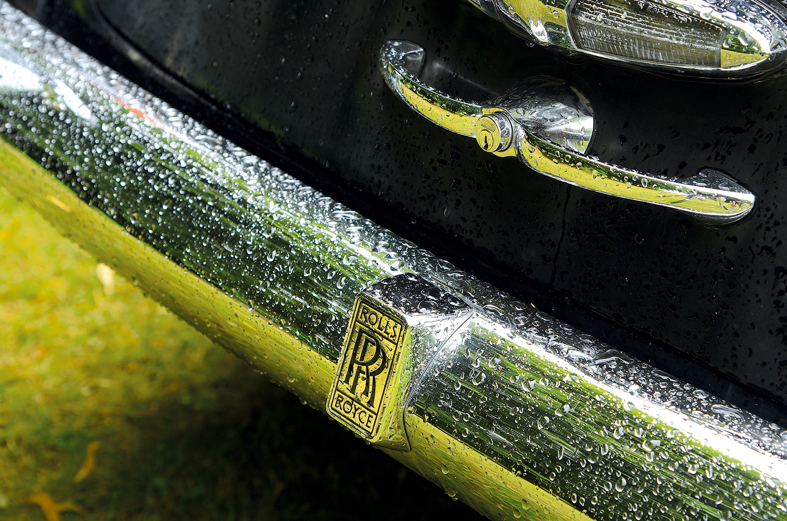 Classic & Sports Car – Rolls-Royce Phantom V: star conveyance