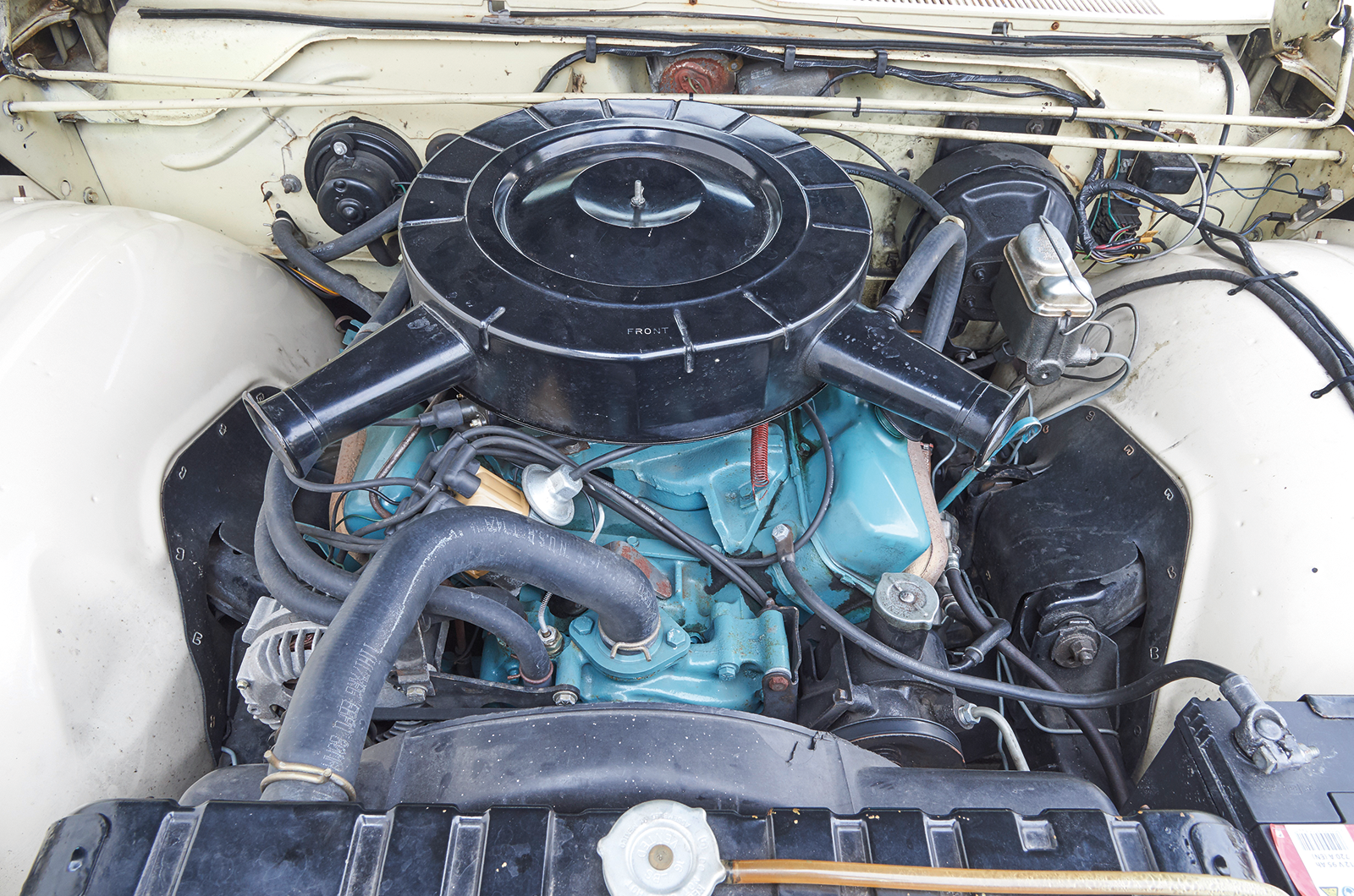 Classic & Sports Car – United estates: Buick Estate Wagon, Chrysler Town & Country and Ford Country Squire