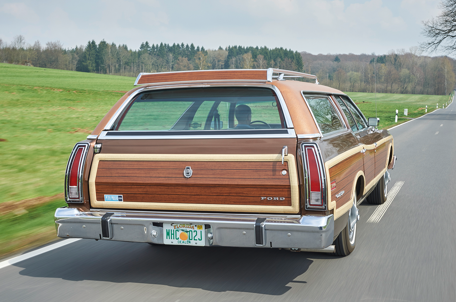Classic & Sports Car – United estates: Buick Estate Wagon, Chrysler Town & Country and Ford Country Squire