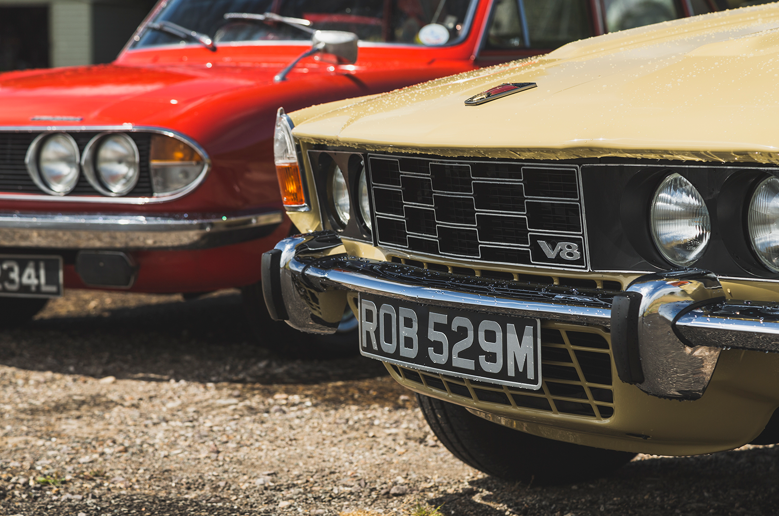 Classic & Sports Car – Saloon bar brawn: Rover P6 3500S vs Triumph 2.5 PI MkII