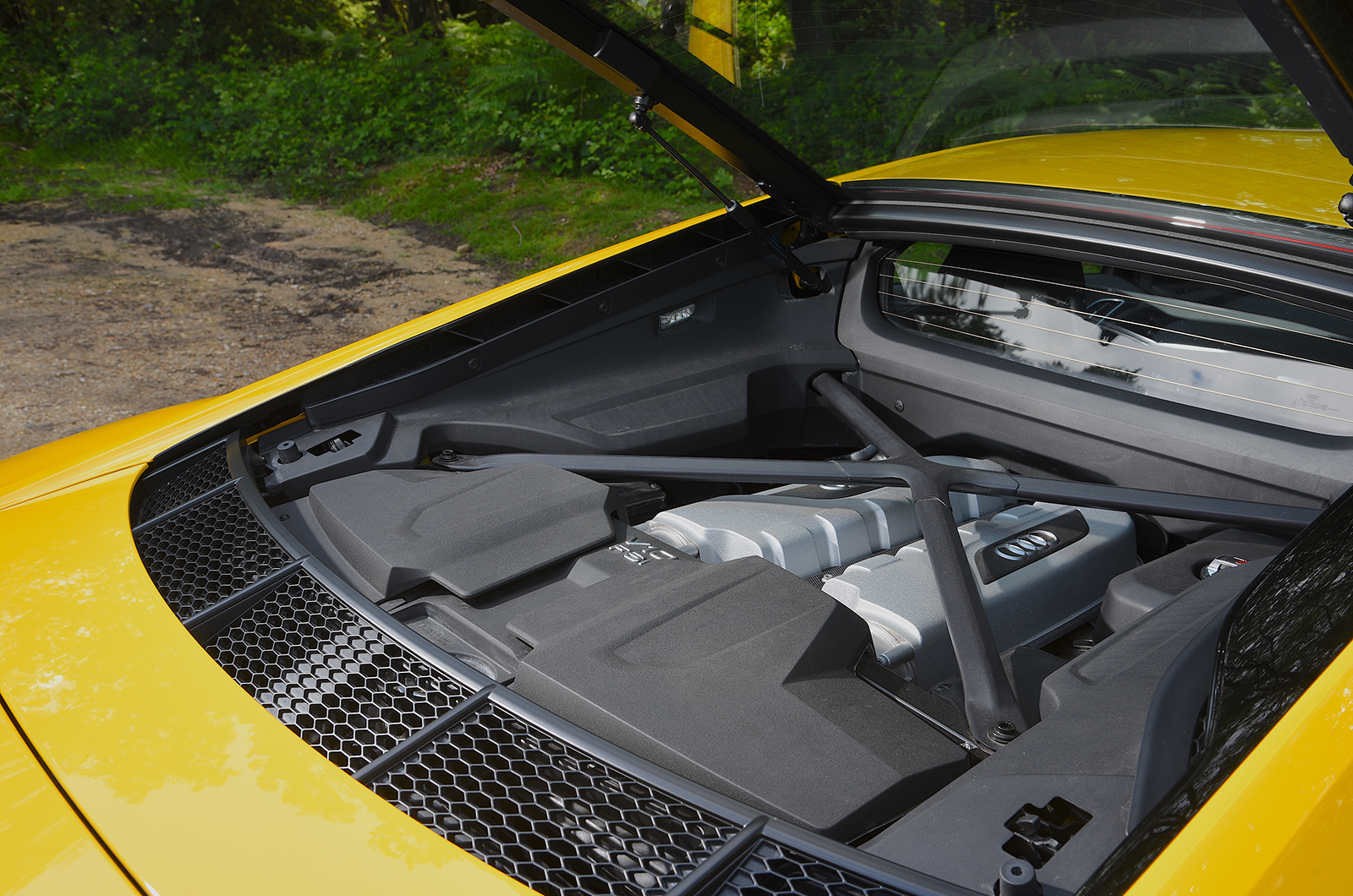 Classic & Sports Car – Future classic: Audi R8 V10 RWD