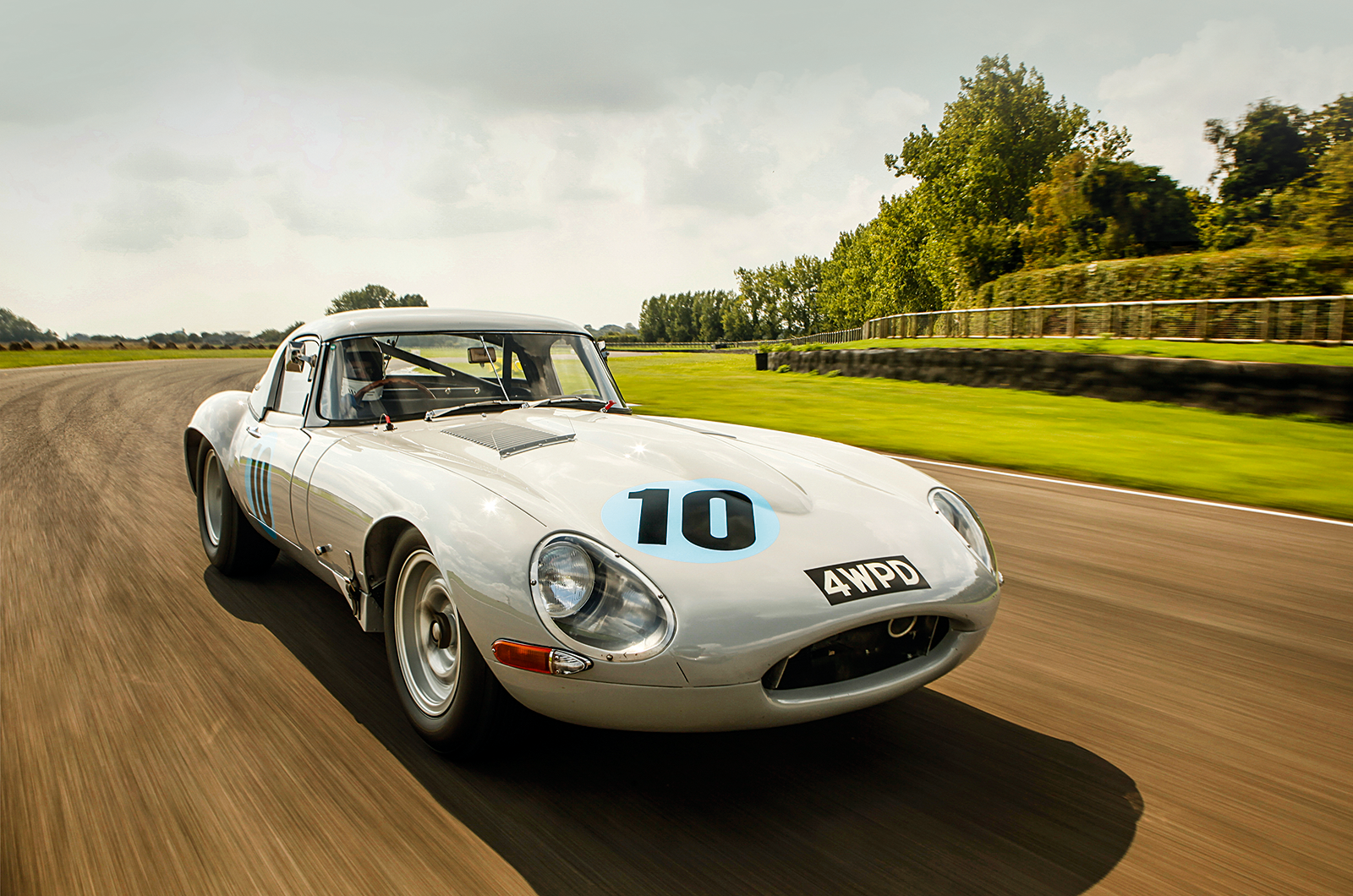 Classic & Sports Car – Which is the greatest Jaguar E-type of them all?
