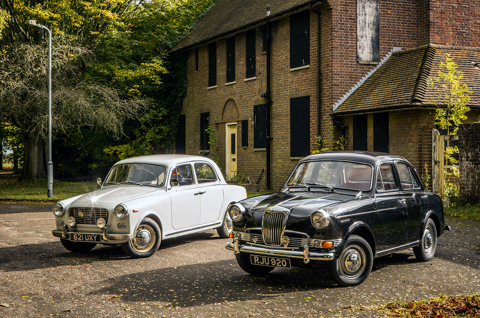 Classic & Sports Car – Quality street: Riley One-Point-Five vs Lancia Appia