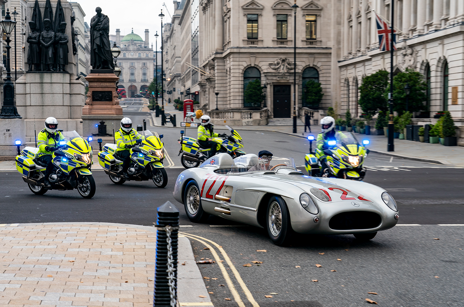 Classic & Sports Car – Watch the final video of Stirling Moss’s Mercedes-Benz 300SLR