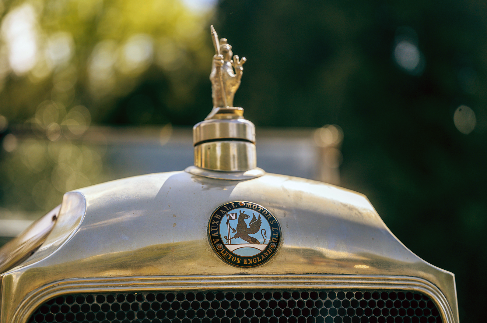 Classic & Sports Car – On the up: Vauxhall vs Sunbeam