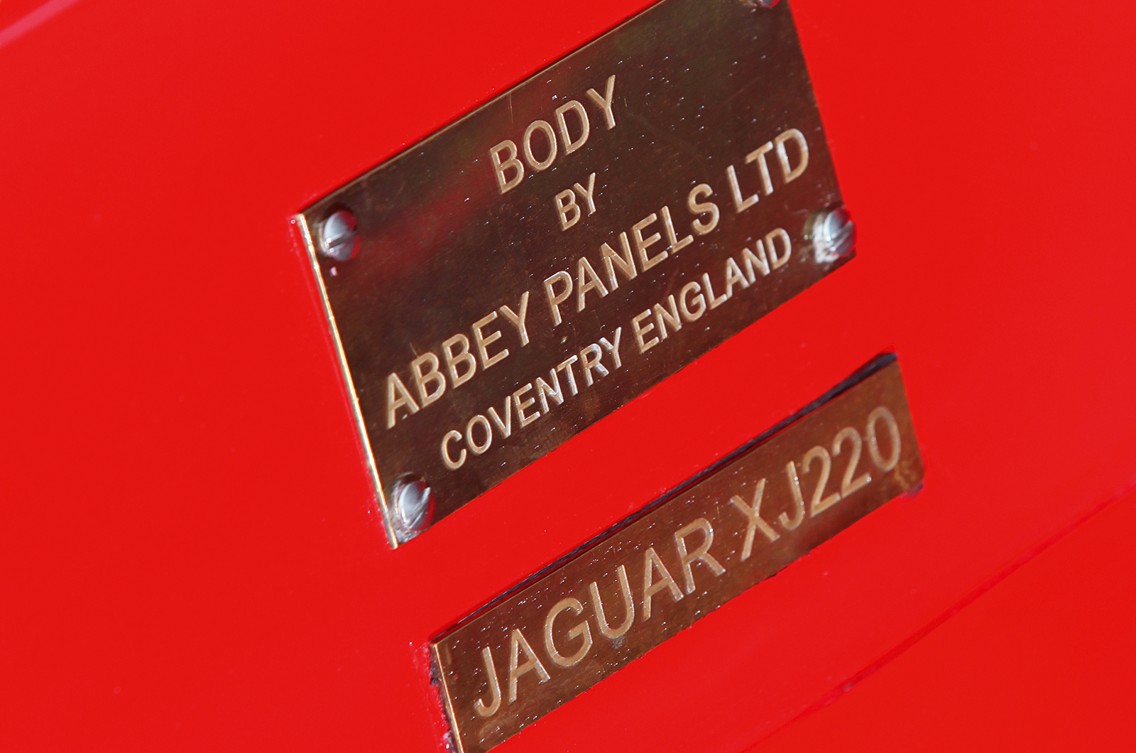 Classic & Sports Car – Before the wildest cat was tamed: driving a rare Jaguar XJ220 prototype