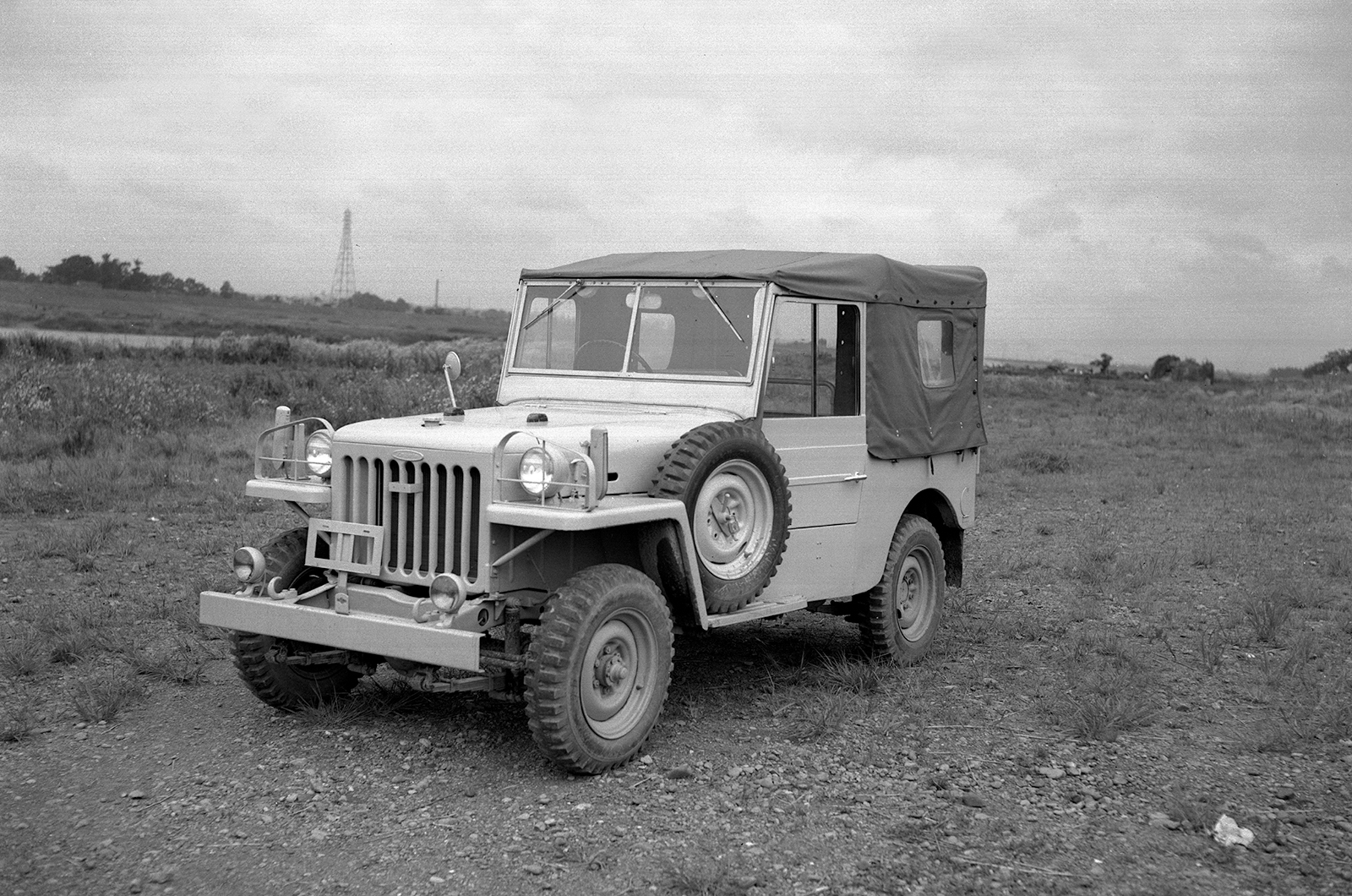 Classic & Sports Car – Alpine trial: Willys MB Jeep vs Alfa Romeo 1900M AR51 vs Fiat 1101 Campagnola