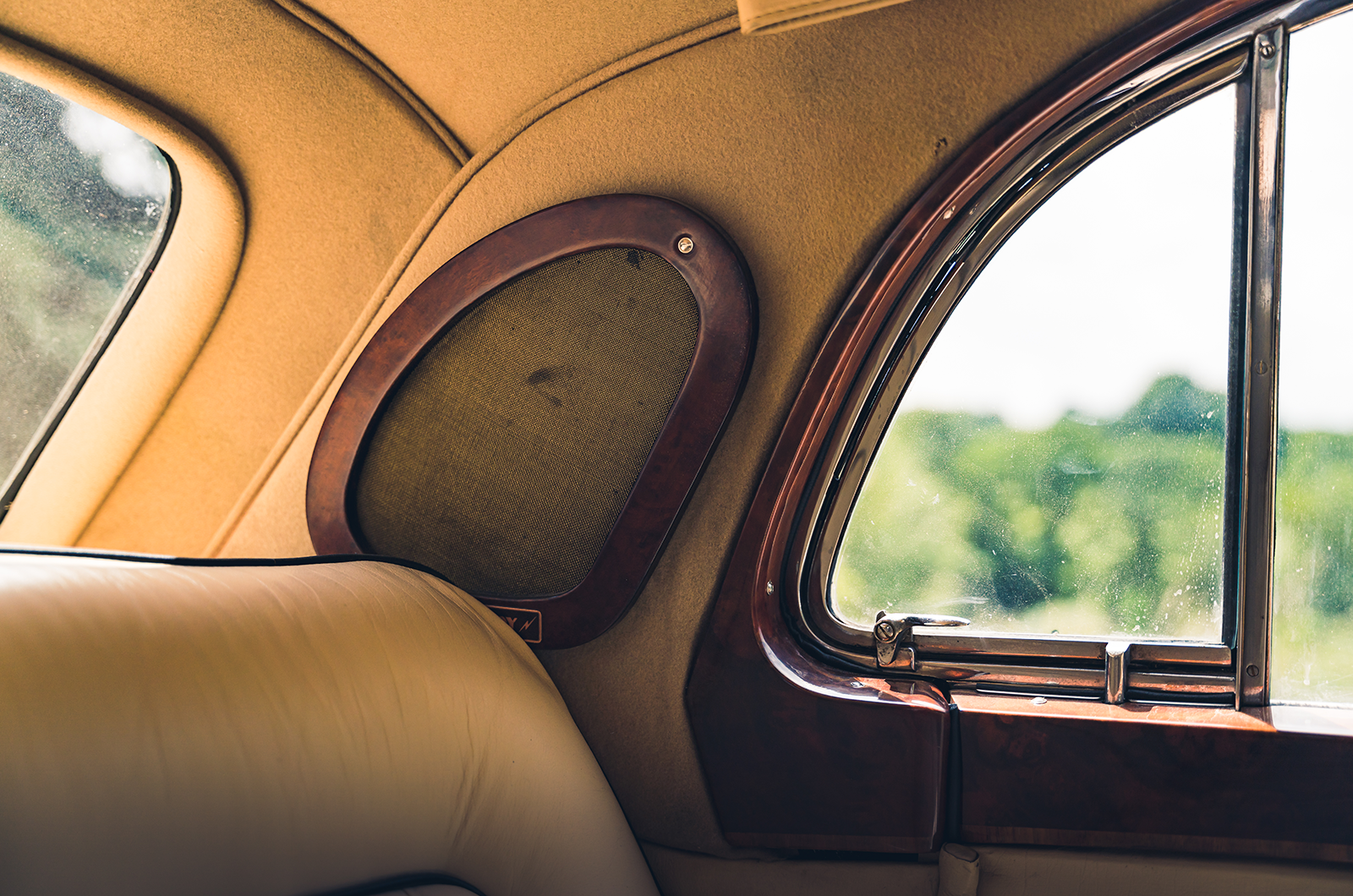 Classic & Sports Car – Young at heart: restoring a Bentley S1 Continental