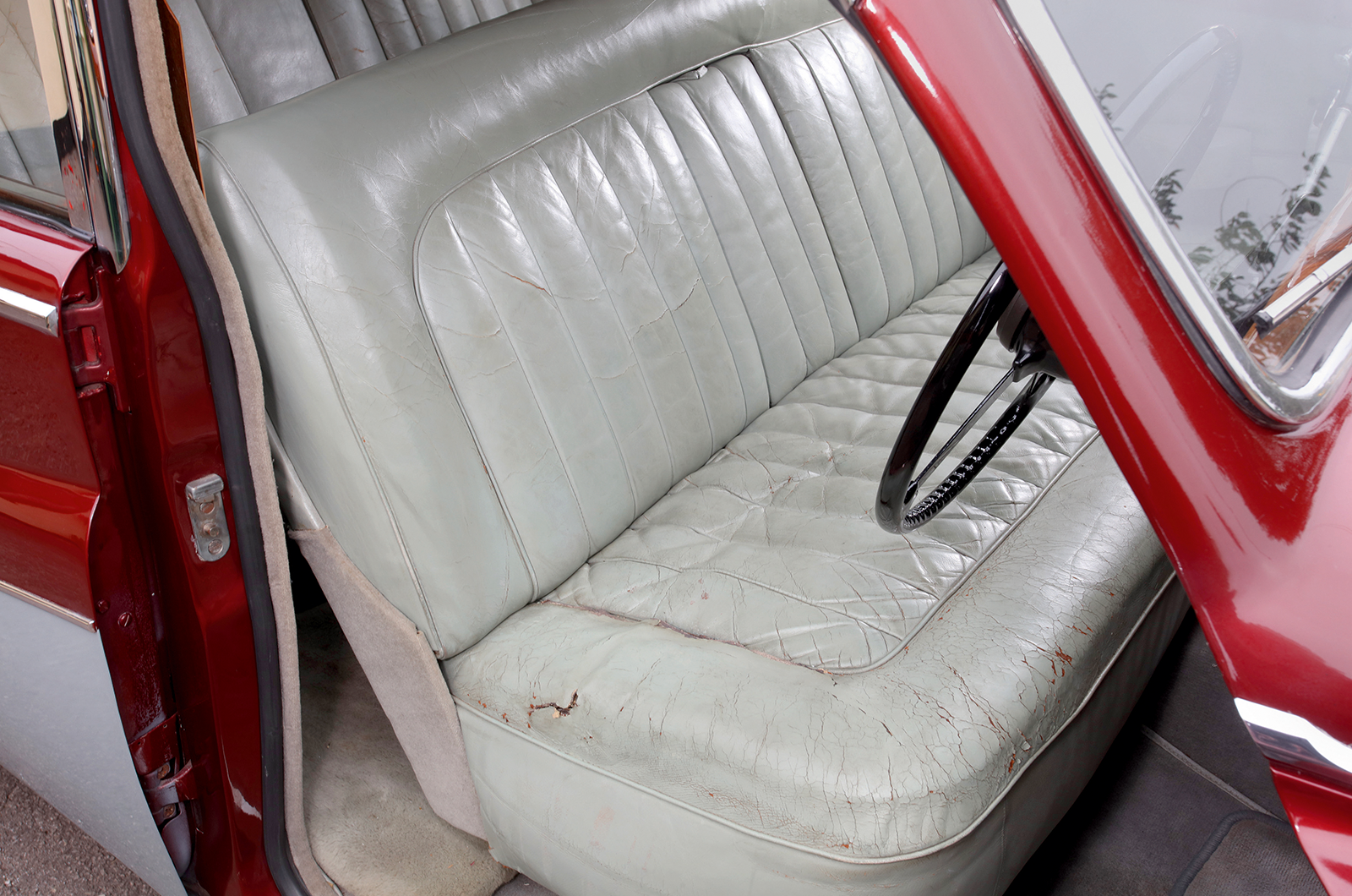 Classic & Sports Car – Buyer’s guide: Jaguar MkVII-MkIX