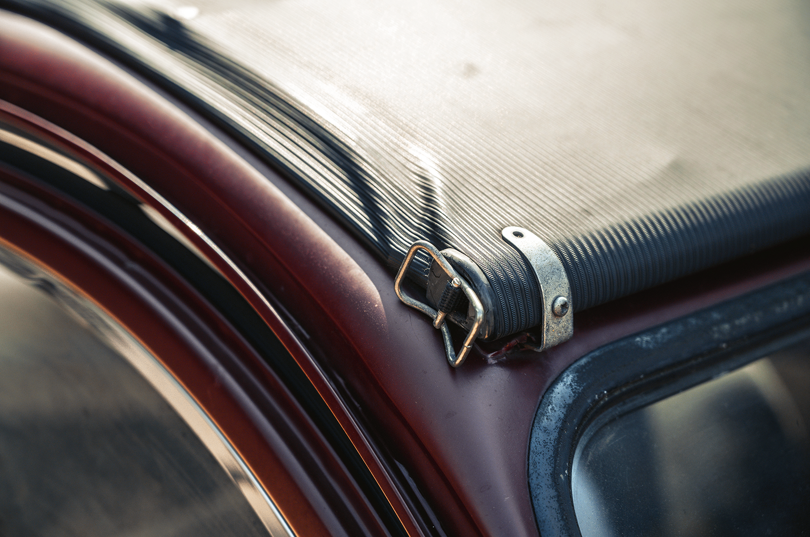 Classic & Sports Car – Cheaper by the million: Citroën AZAM 6 vs Renault 4L