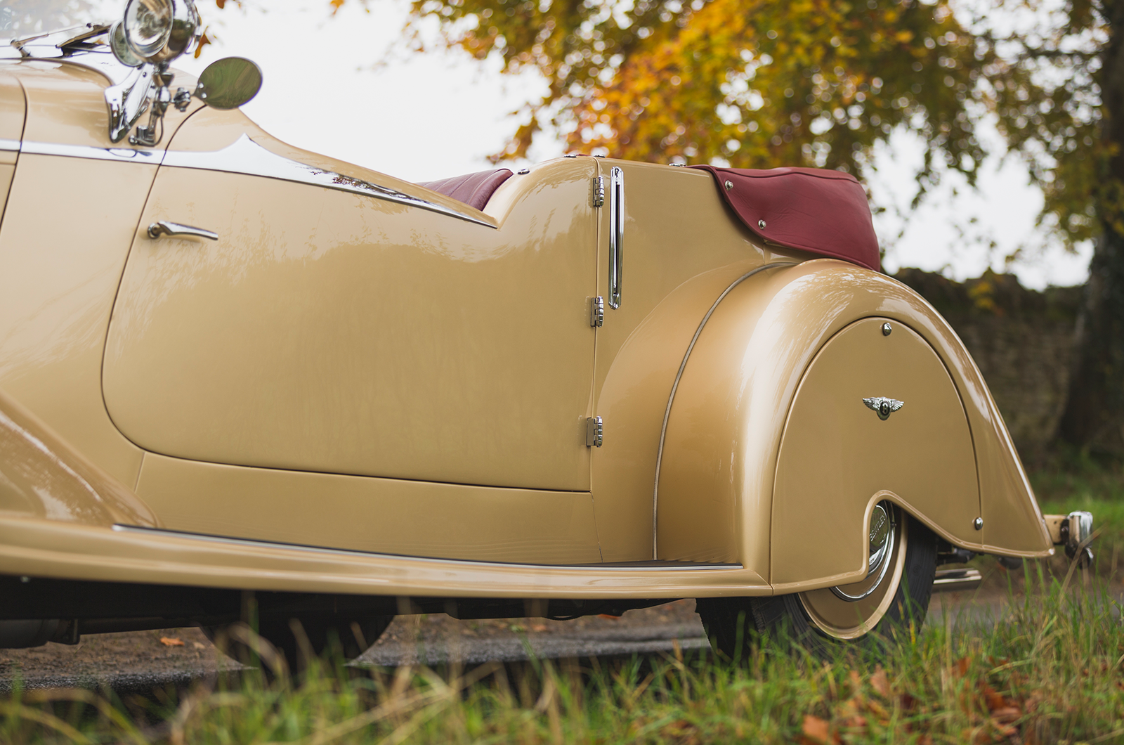 Classic & Sports Car – Golden years: driving a special Derby Bentley