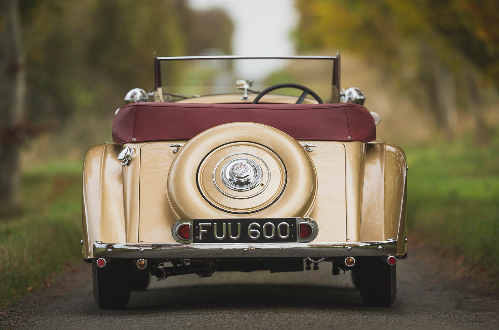 Classic & Sports Car – Golden years: driving a special Derby Bentley