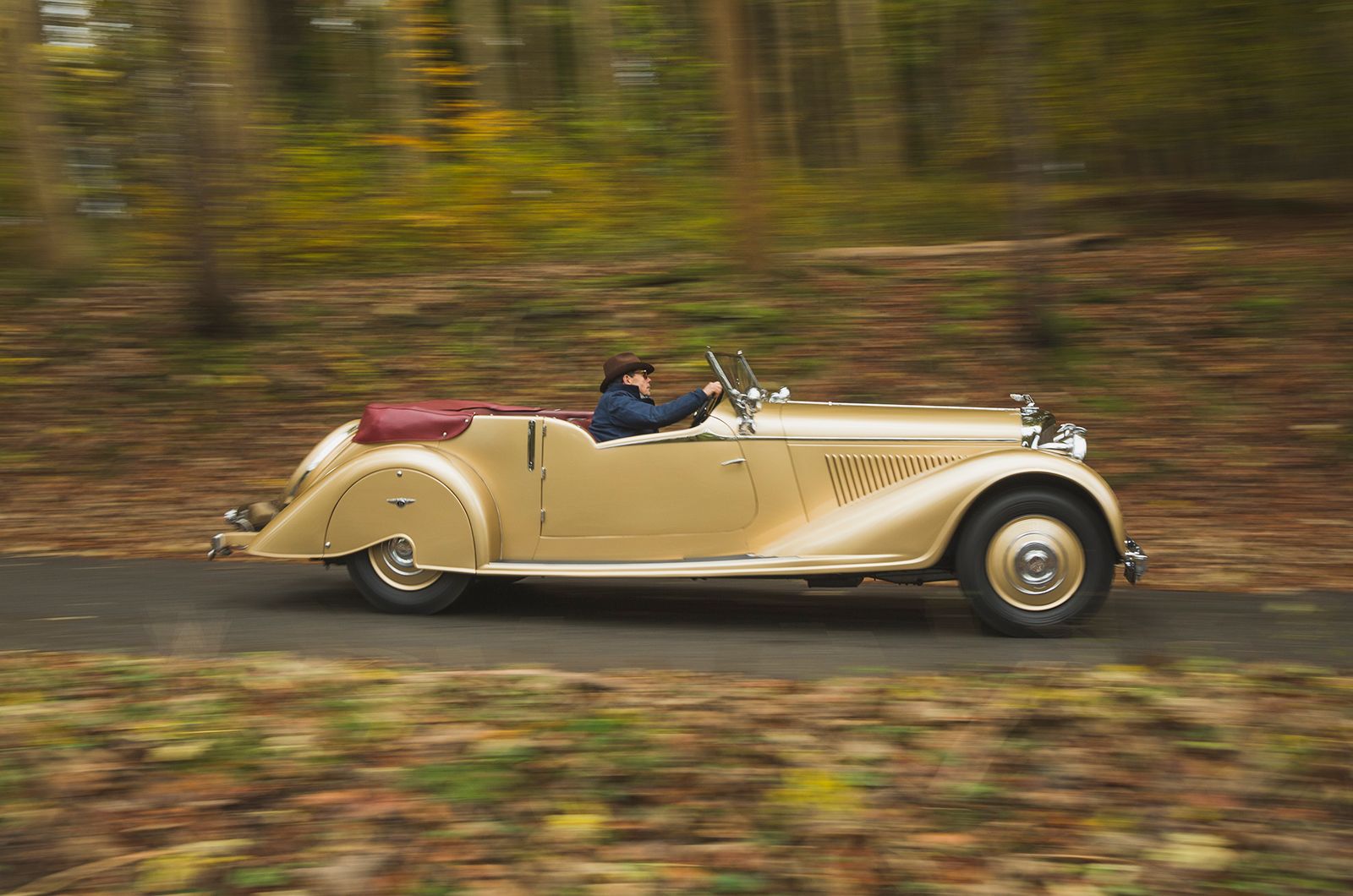 Classic & Sports Car – Golden years: driving a special Derby Bentley