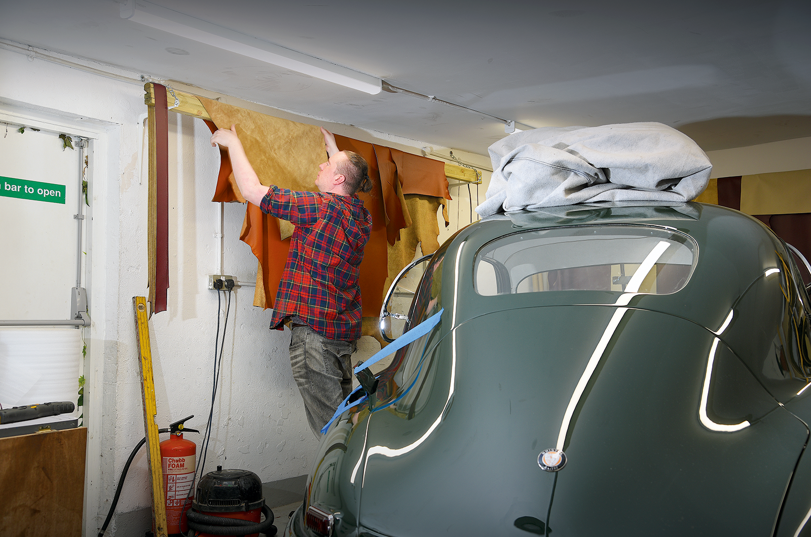 Classic & Sports Car – The specialist: One-to-One Trimmers