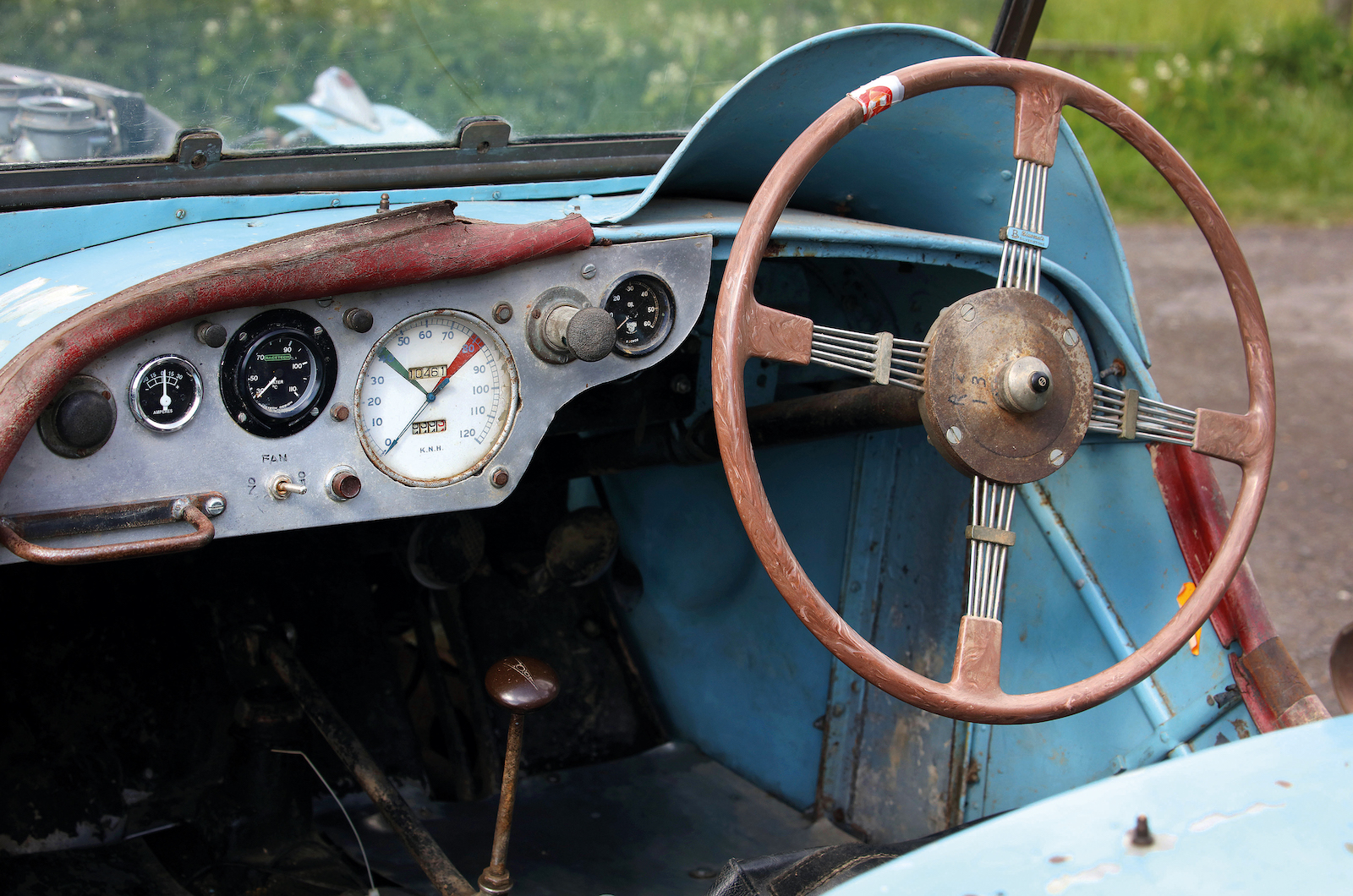 Classic & Sports Car - Meet the new boss: Allard’s Tailwagger II