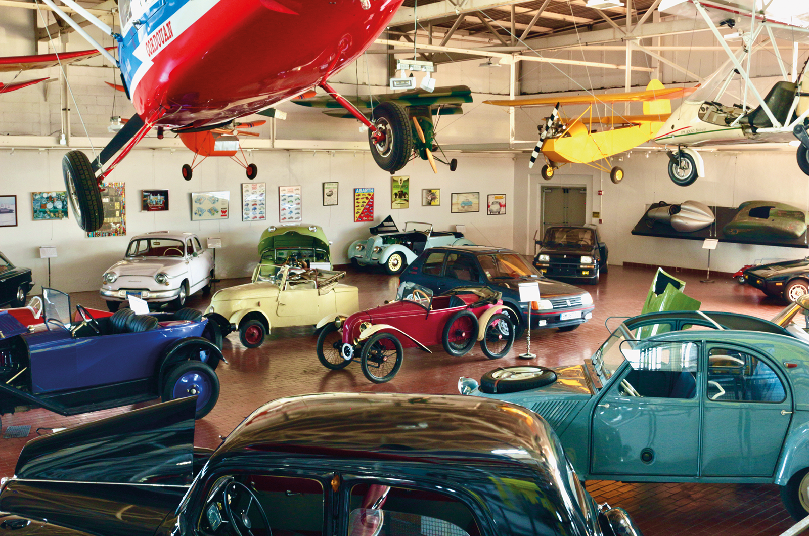 Classic & Sports Car – Classic shrine: Lane Motor Museum