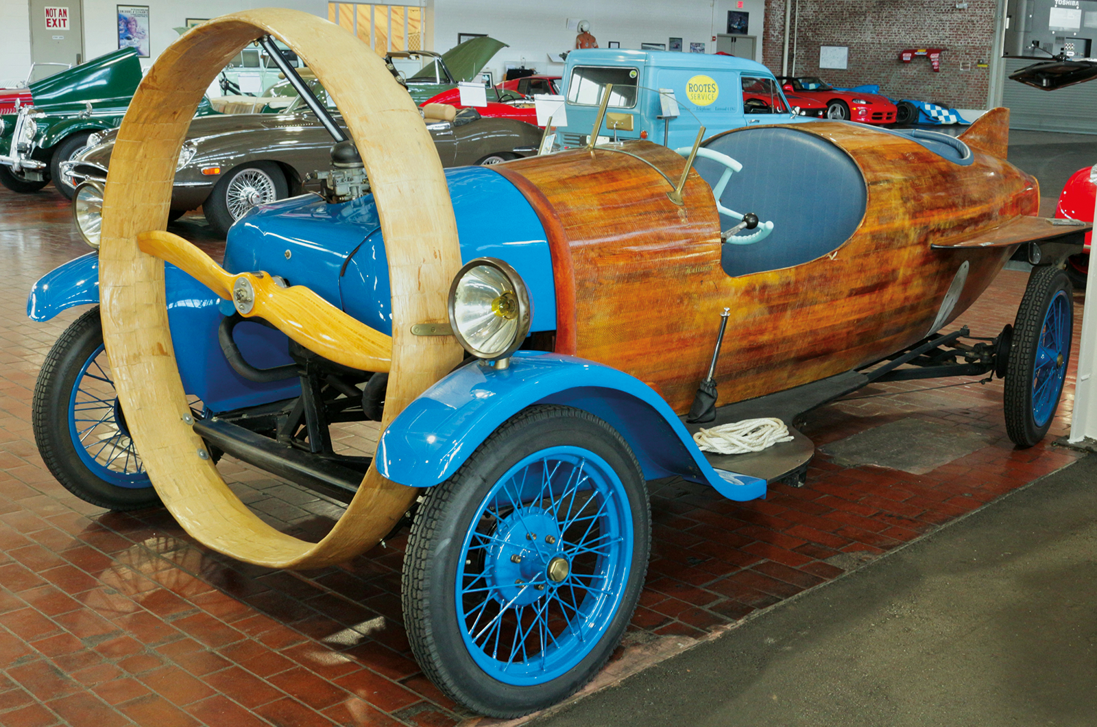 Classic & Sports Car – Classic shrine: Lane Motor Museum