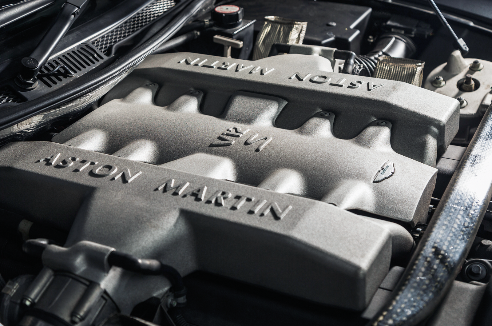 Classic & Sports Car – Better by the dozen: Lamborghini Murciélago vs Aston Martin Vanquish S vs Ferrari 575M