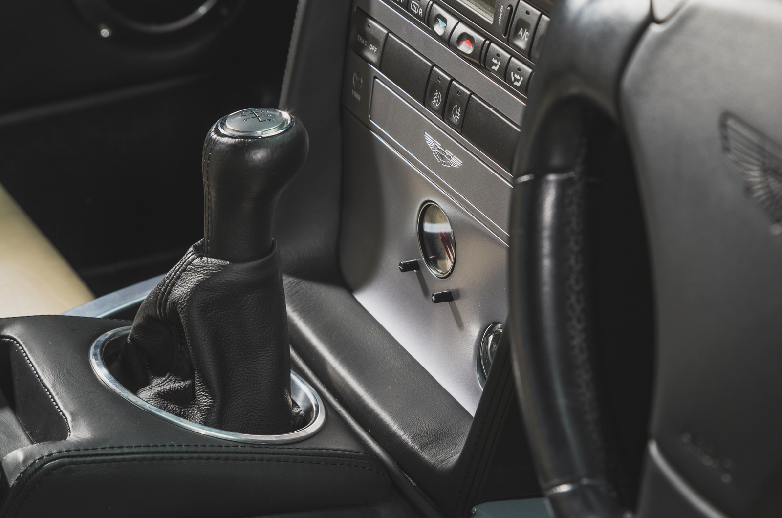 Classic & Sports Car – Better by the dozen: Lamborghini Murciélago vs Aston Martin Vanquish S vs Ferrari 575M