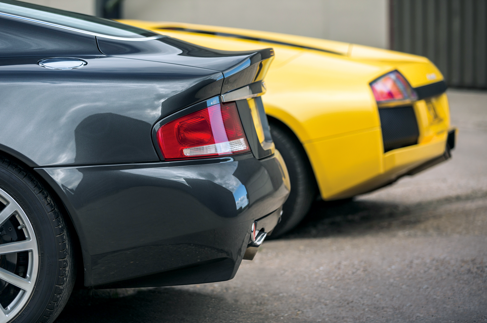 Classic & Sports Car – Better by the dozen: Lamborghini Murciélago vs Aston Martin Vanquish S vs Ferrari 575M