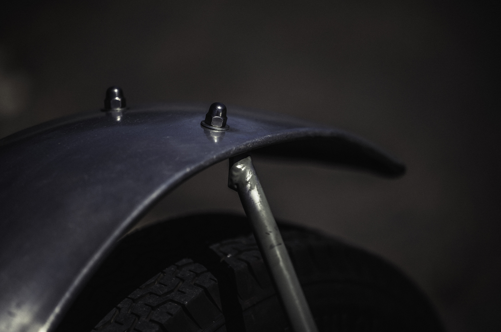 Classic & Sports Car - Lotus Six: flyweight flyer 