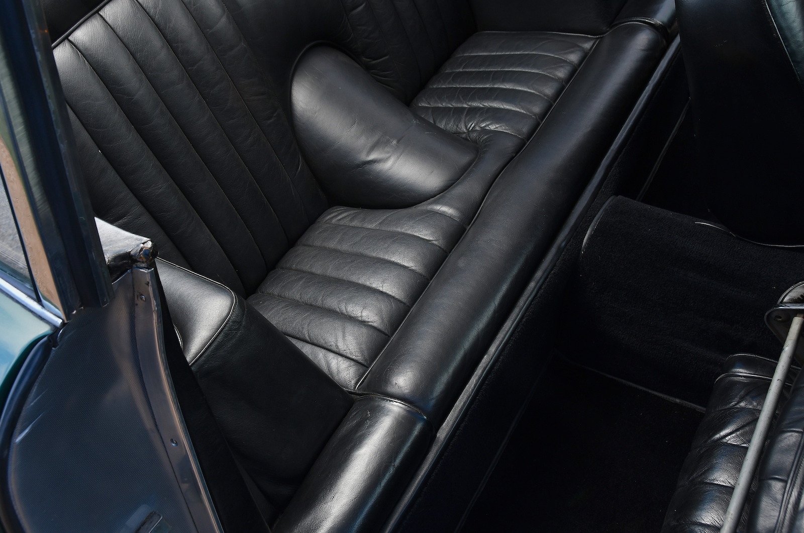 Classic & Sports Car – Driving Tadek Marek’s unique Aston Martin DB4