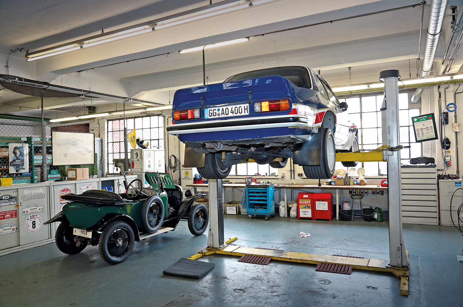 Classic & Sports Car – Classic shrine: Opel Museum