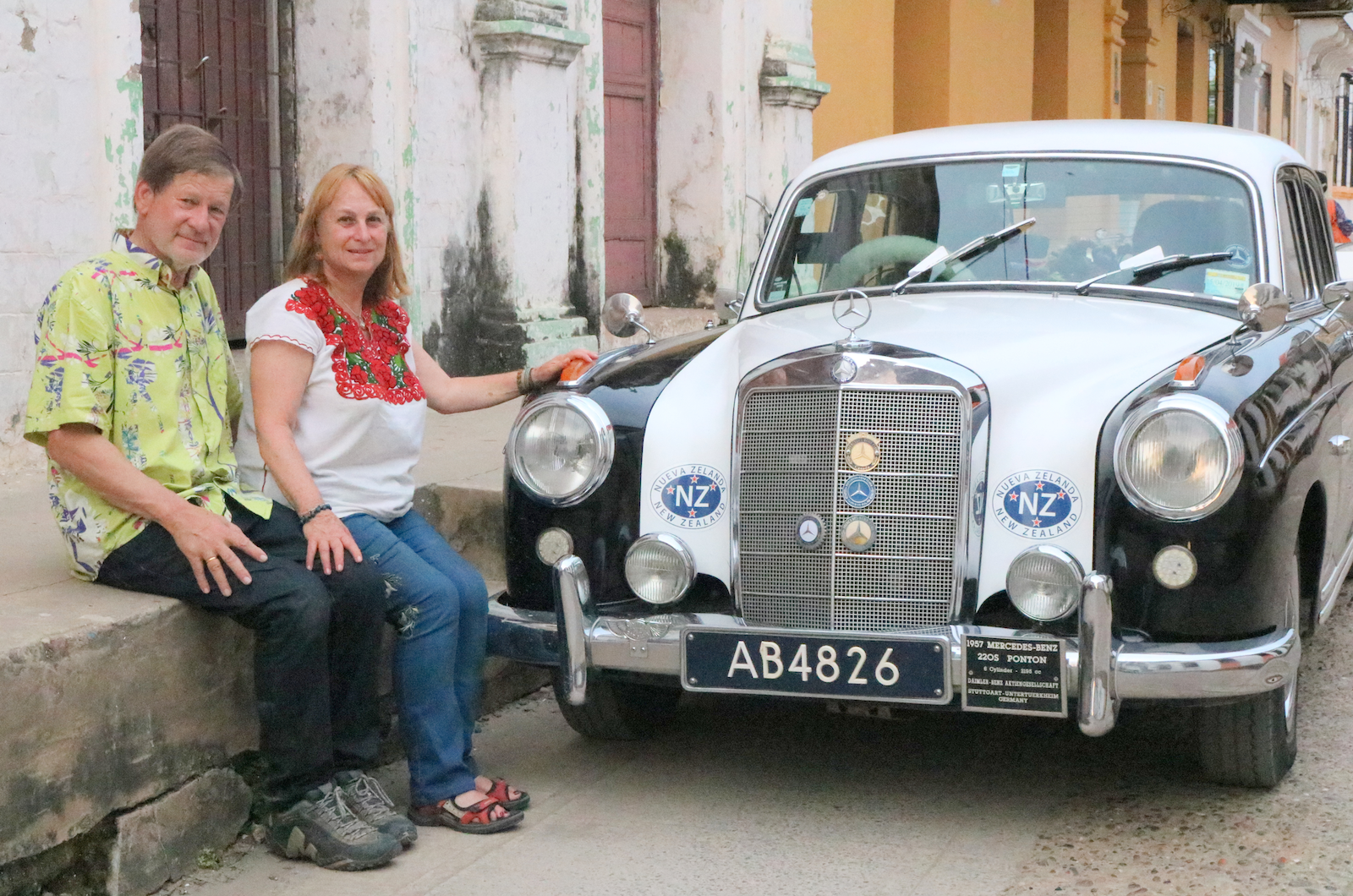 Classic & Sports Car - A global phenomenon - The Mercedes Ponton 220S 