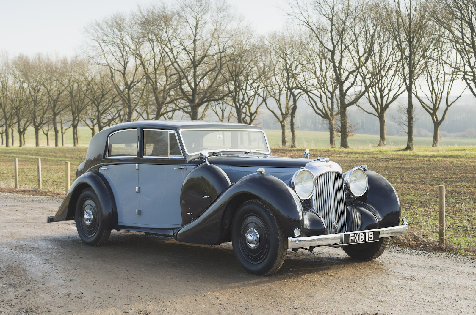 Classic & Sports Car - Driving Lagonda's peerless V12