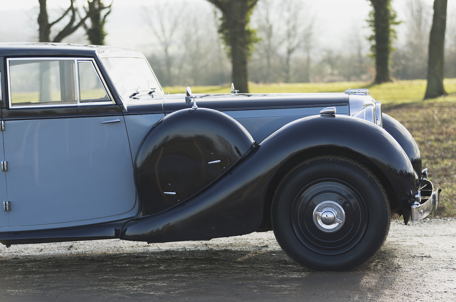Classic & Sports Car - Driving Lagonda's peerless V12
