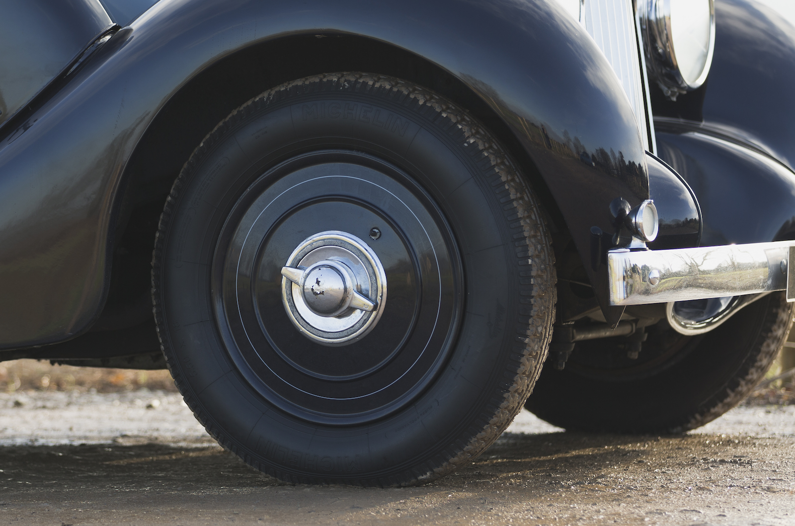 Classic & Sports Car - Driving Lagonda's peerless V12