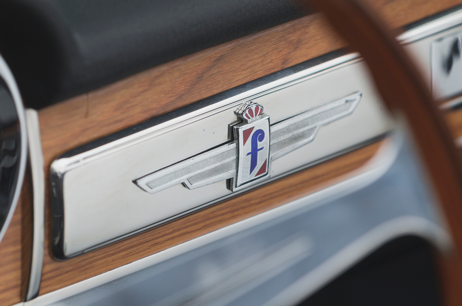 Pretty little things: Alfa Romeo Giulia Spider Veloce vs Fiat-Osca 1500S Cabriolet