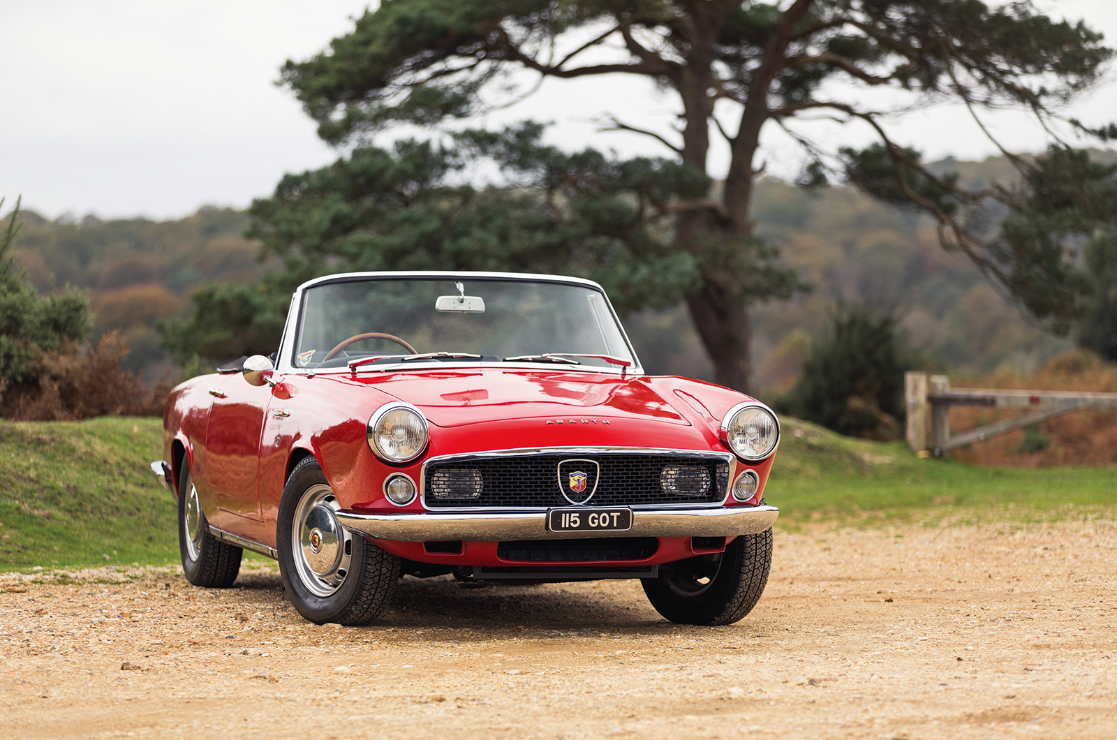 Classic & Sports Car – Abarth 2200 Spider: on a softer note