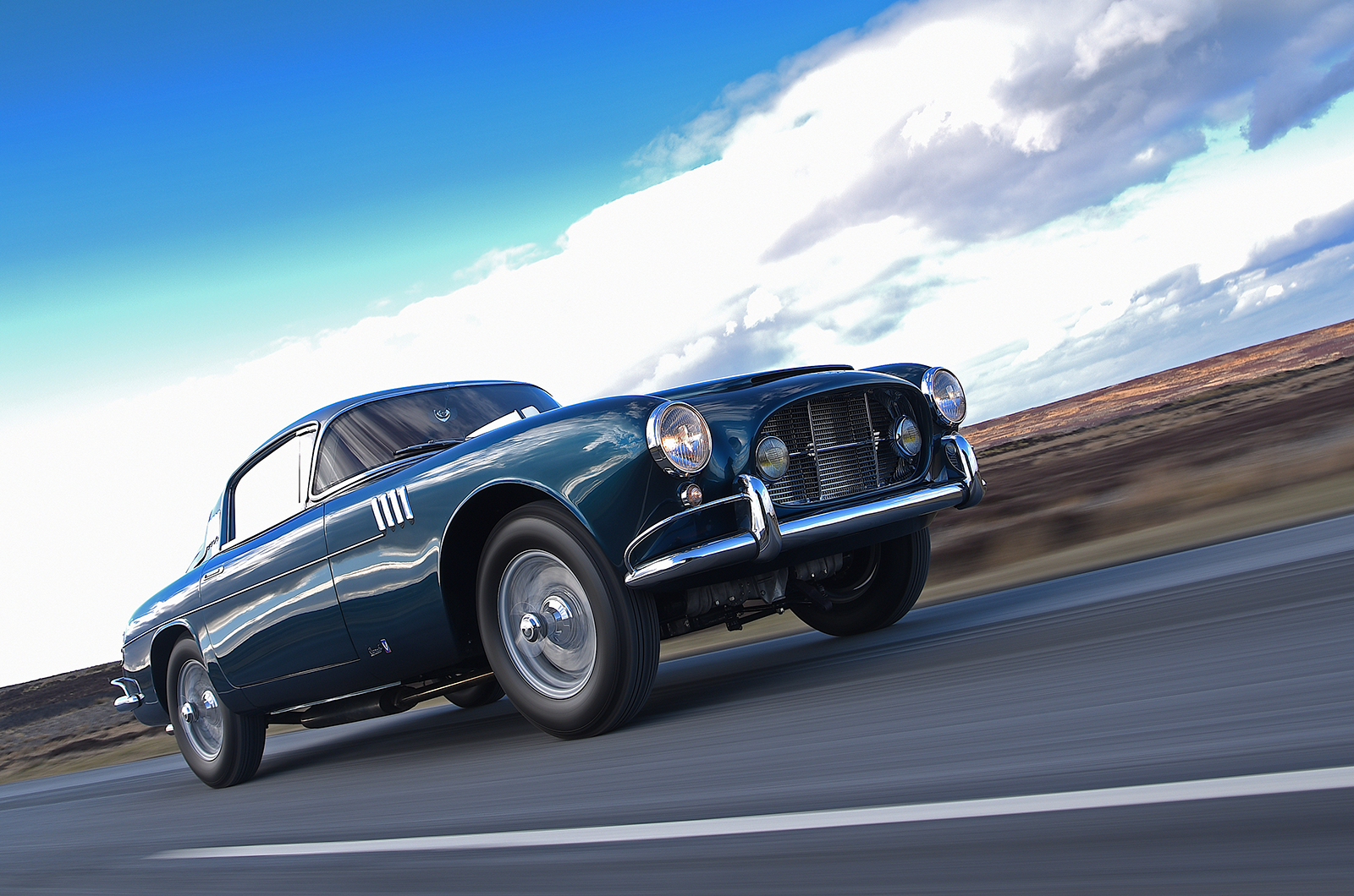 Classic & Sports Car – Aston Martin DB2/4 Vignale: fitted out for a king