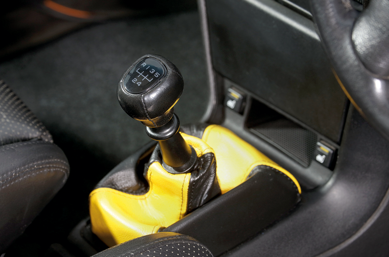 Classic & Sports Car – Buyer’s guide: Vauxhall Calibra